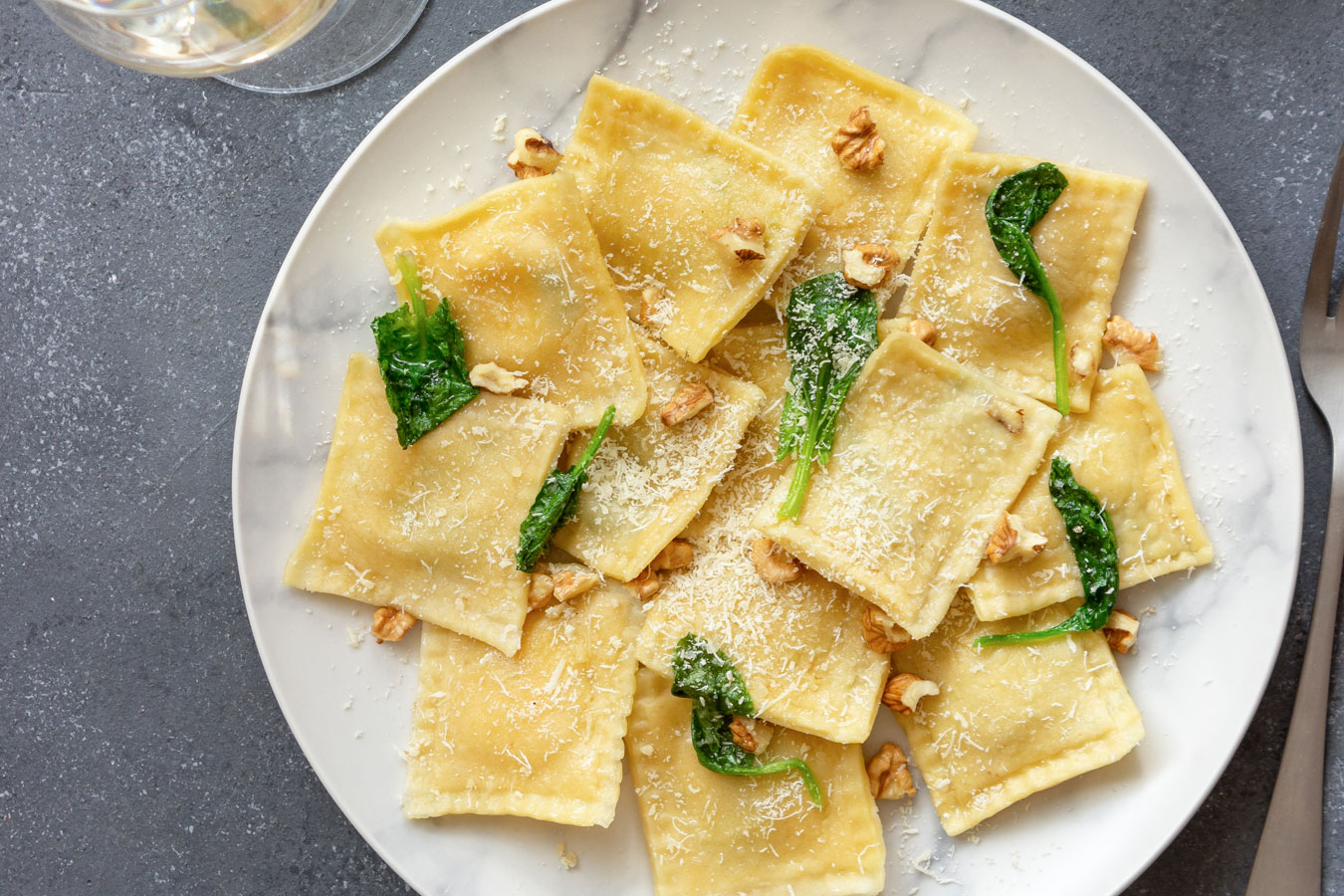 Piatto di Ravioli ai Funghi Porcini
